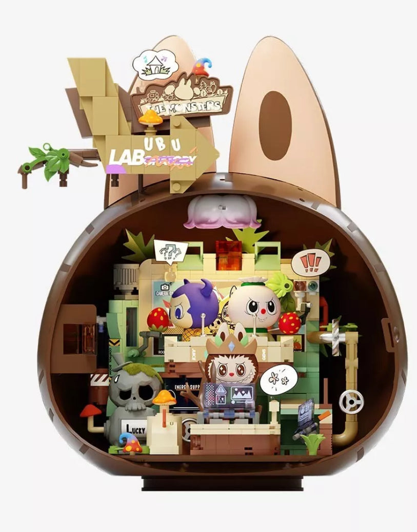 THE MONSTERS FOREST SECRET BASE - Blocks PLAYFUL HOME
