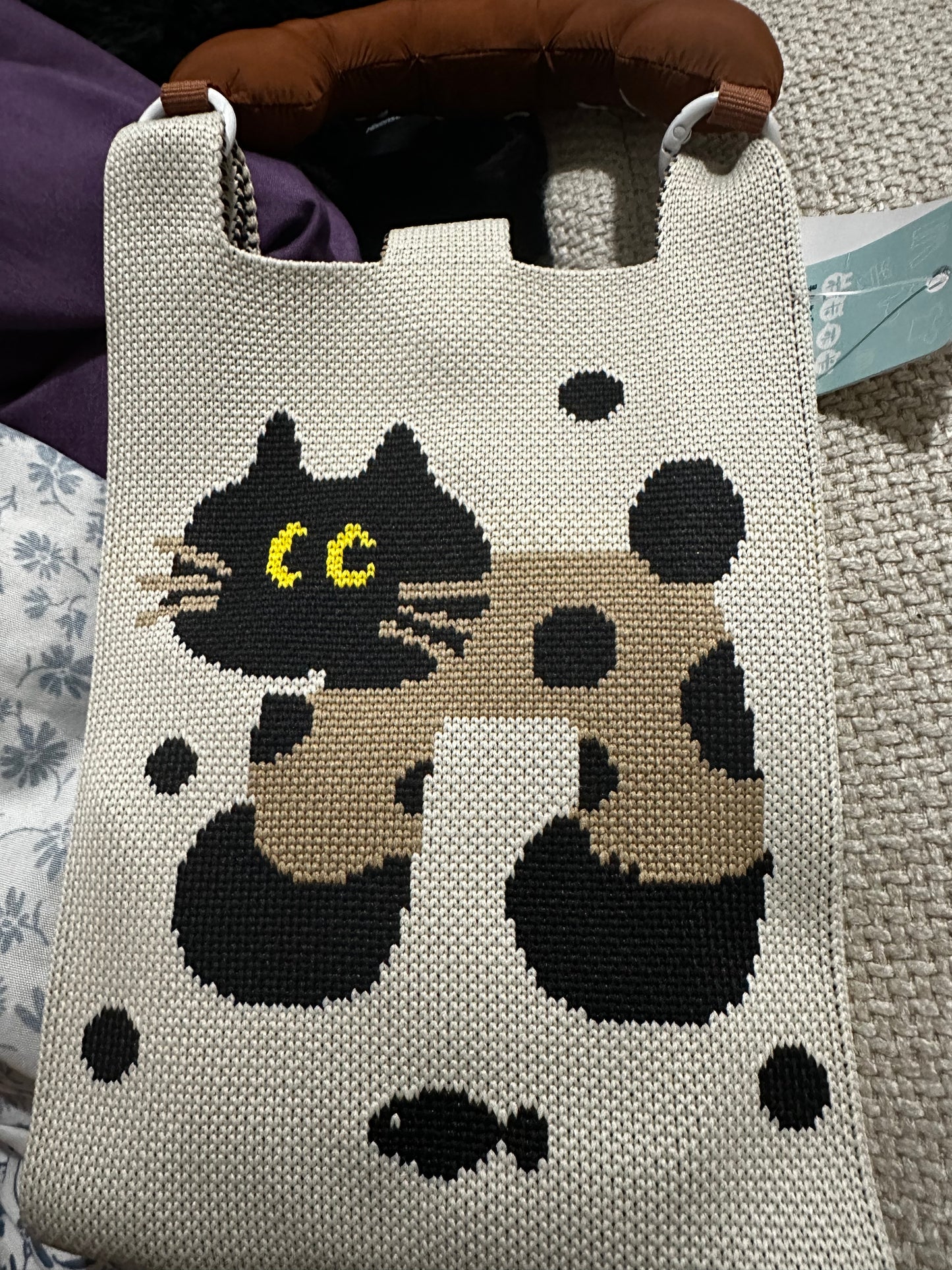 Crossbody brown cat