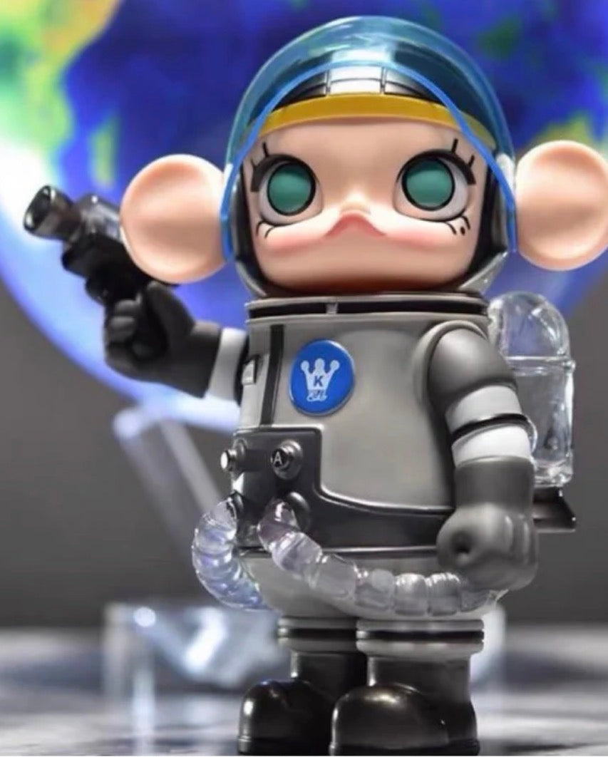 Back order MEGA SPACE MOLLY 200% Instinctoy Space Suit 2017 Limited Edition Japan. Only 777 released worldwide