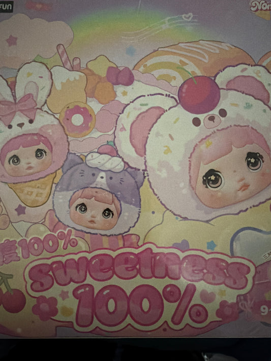 Nommi sweetness keychain