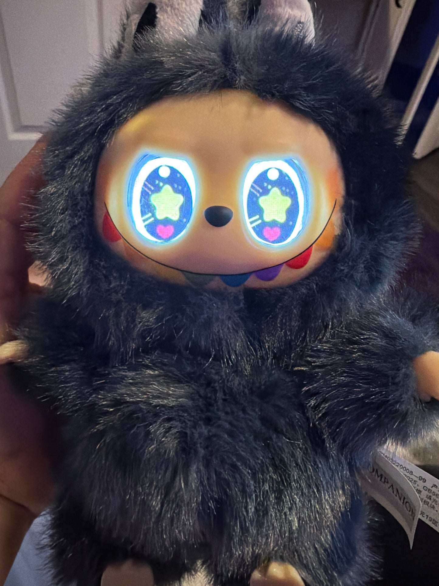 Live eyes Labubu