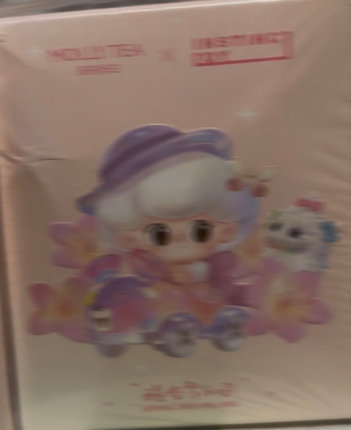 MOLLY TEA x INSTINGTOY Co-sign Limited Edition