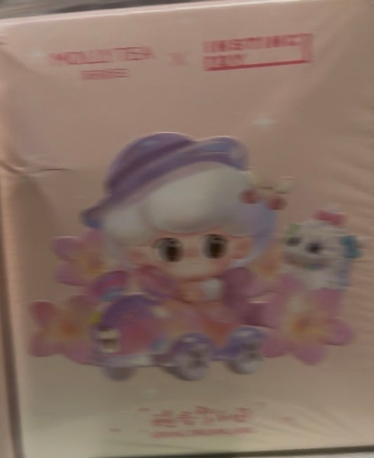 MOLLY TEA x INSTINGTOY Co-sign Limited Edition