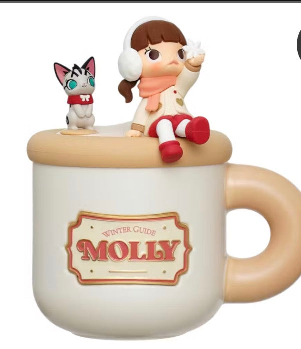 Molly Winter Fit Check Series Cup