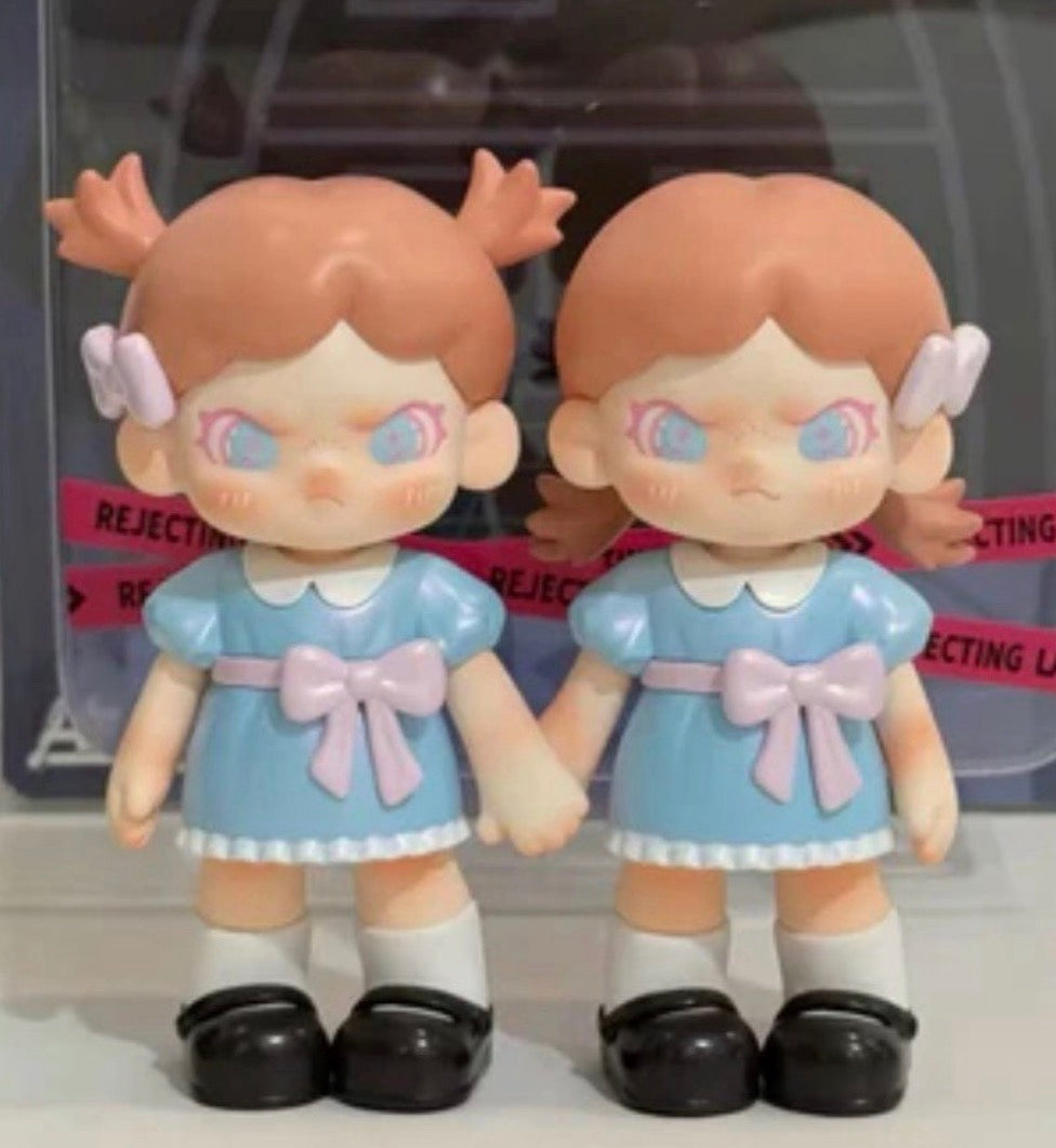 Dora Twin Sisters Hanging Card - TNTSpace rare the shining twins