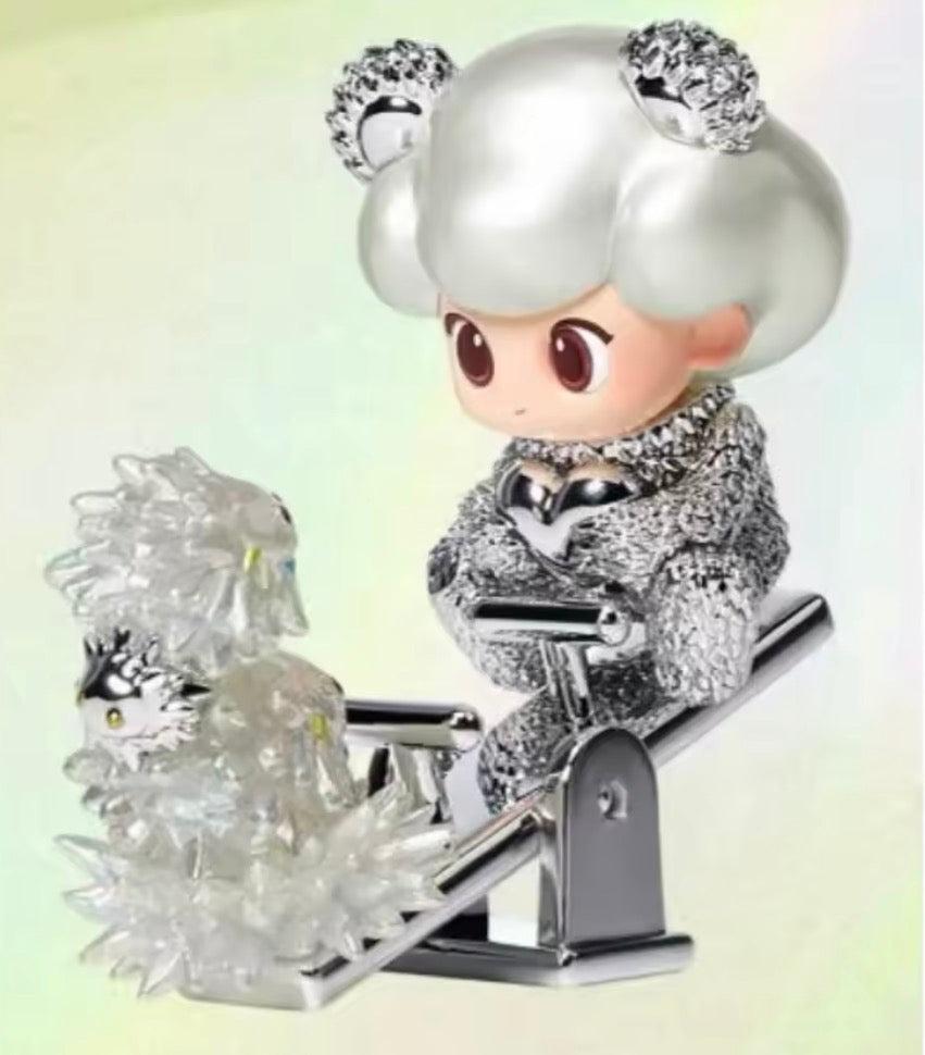 MOLLY TEA x INSTINGTOY Co-sign Limited Edition