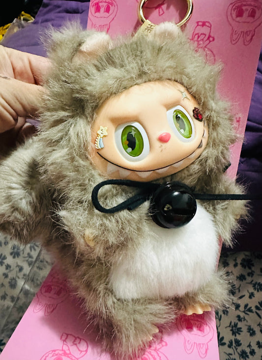 Labubu cat customized