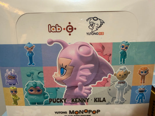 Molly MonoPop blind box figure from the artist Kenny Wong SUPER EXCLUSIVE