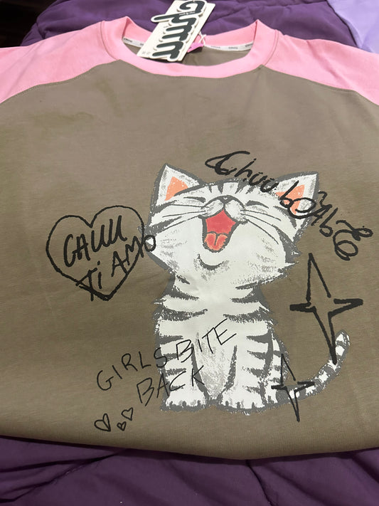 Chuu t shirt size L