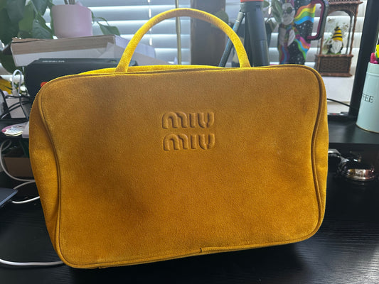 Miu Grande gamuza