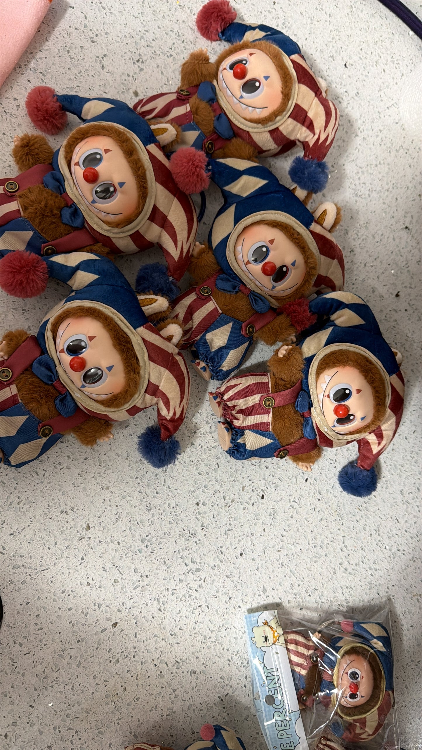 Juggling clown Labubu high quality