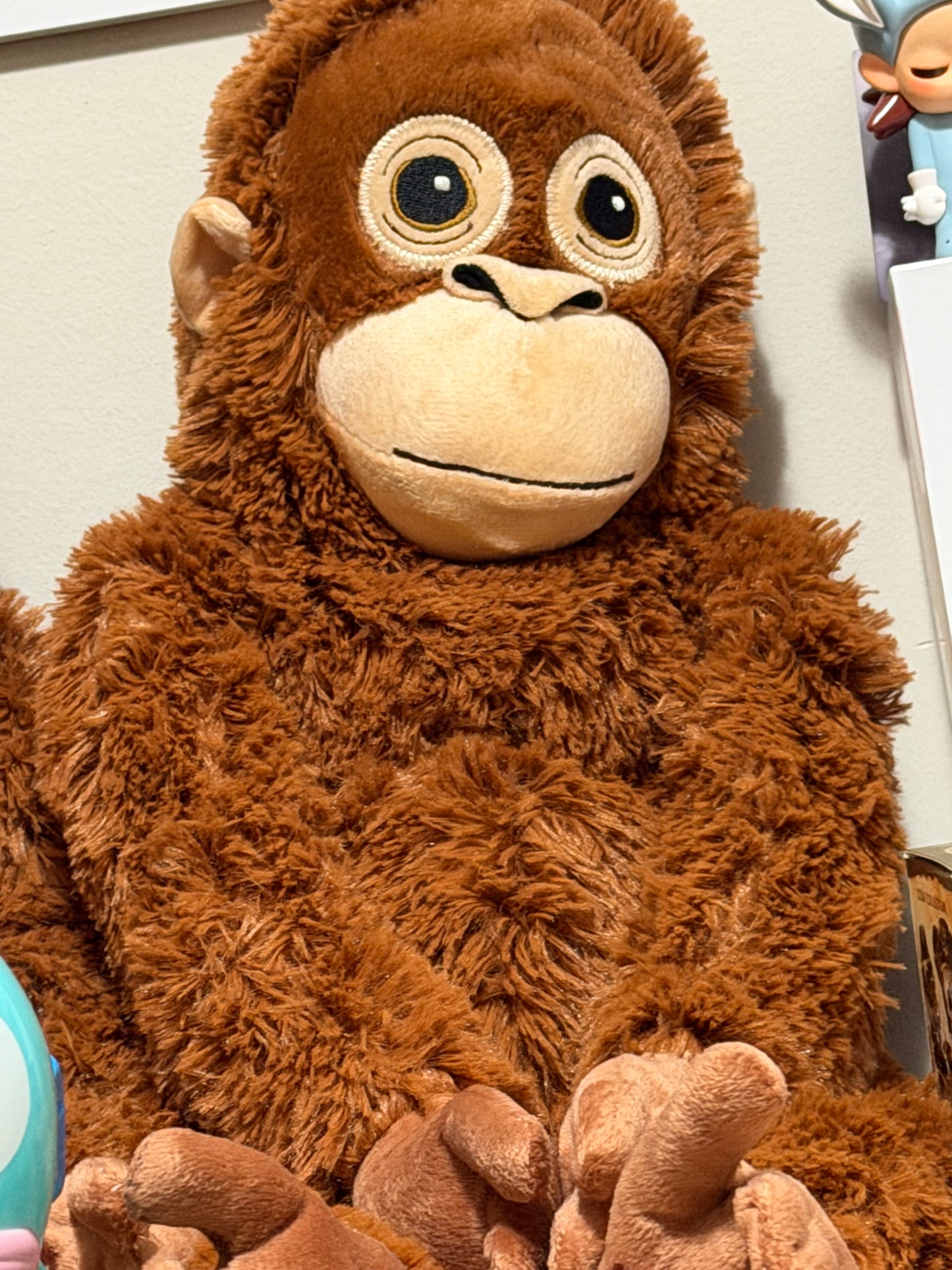 Orangután Plush (punch’s friend)