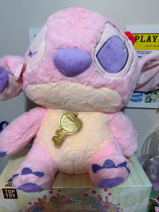 Plush with blanket